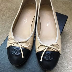 Chanel classic beige/black ballerina flats size 37